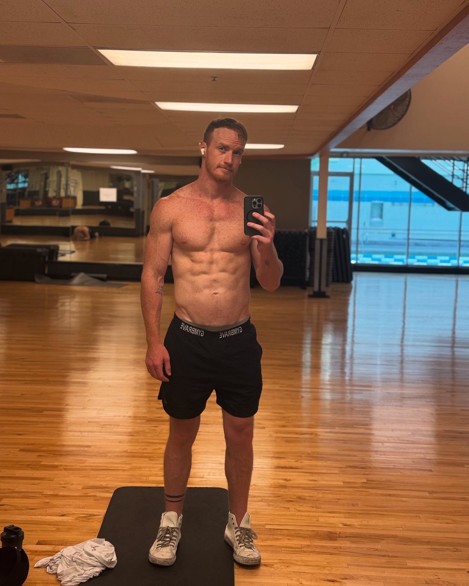LS (@lucasscottxxx) on Twitter photo 