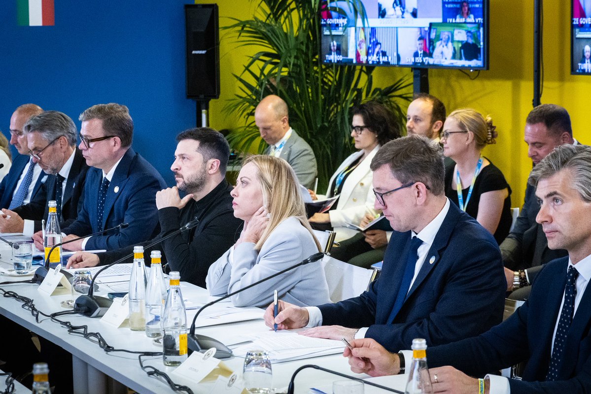 KristenMichalPM's tweet image. The Coalition of the Willing showed its strong support to Ukraine today in Rome. First time with the U.S. participation.
For months, Ukraine has been ready for a ceasefire. Yet Russia continues sending more and more drones and missiles against civilians.
We are ready to…