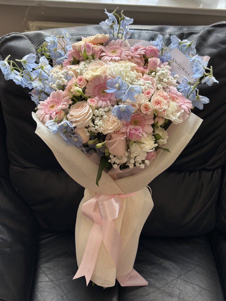 yasflorals's tweet image. Whimsical