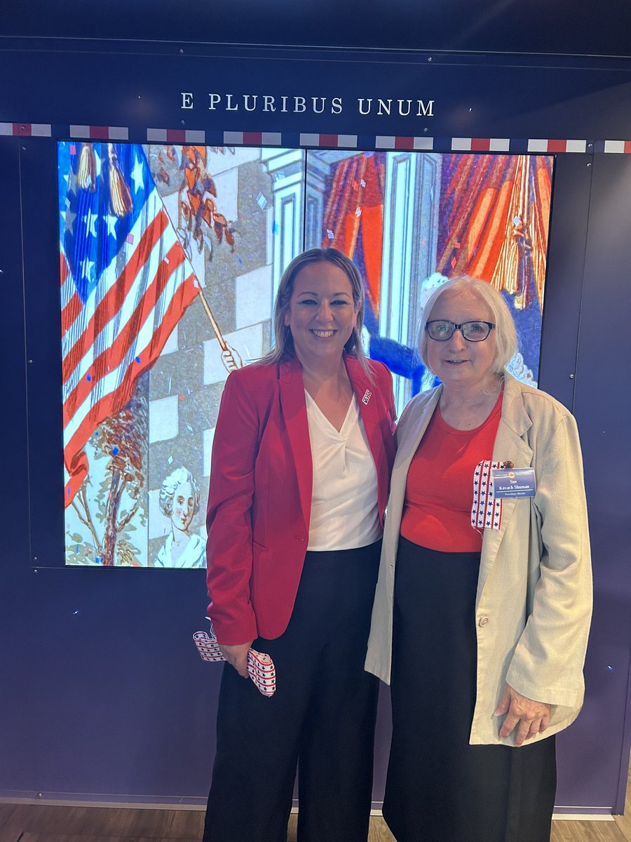 HollySeiboldVA's tweet image. 🇺🇸 The @VARevolution250 Mobile Museum made its stop in Vienna today — the only location in Fairfax County this summer!
We were proud to welcome this incredible exhibit honoring 250 years of American history and Virginia’s vital role in shaping it.
va250.org/mobile-museum/