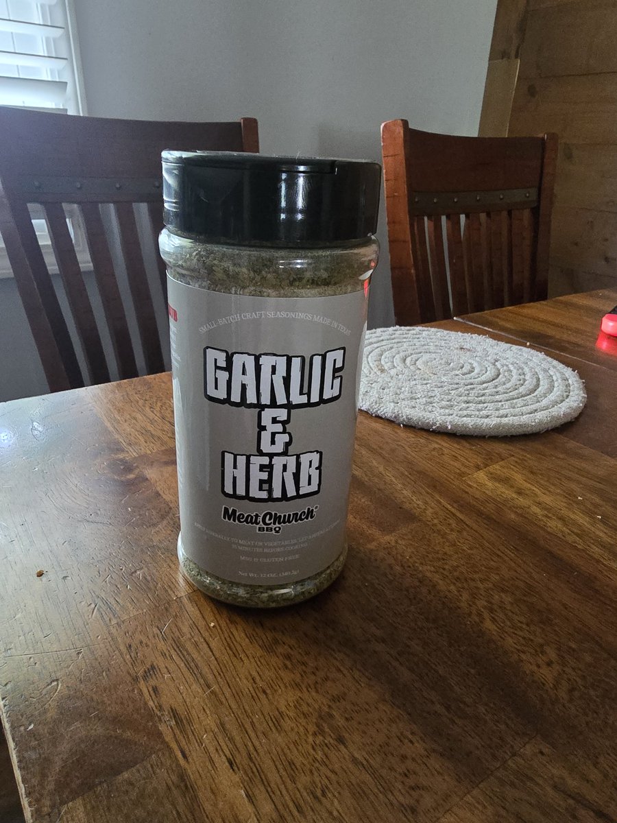 jay_juston's tweet image. Loving the new size of the meat church gourmet seasonings! Well done Sir! @MeatChurch