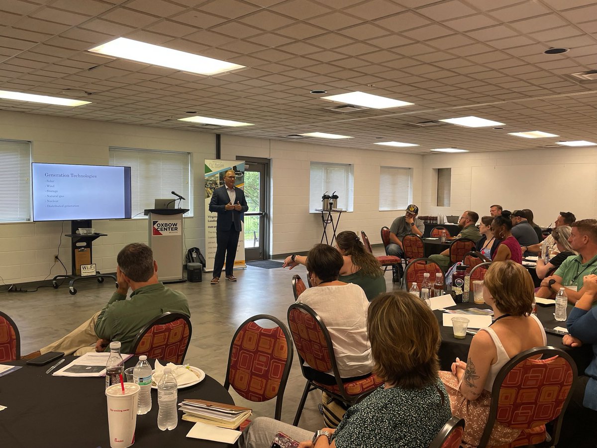 VARuralCenter's tweet image. “I can’t think of a better place for people to experience the outdoors.”
Steve Pike shared with #VRLI how the Southwest Regional Recreation Authority is blazing a trail- recent data shows $18.8 million in economic impact in #SWVA. Molly shared the impacts of branding and data.