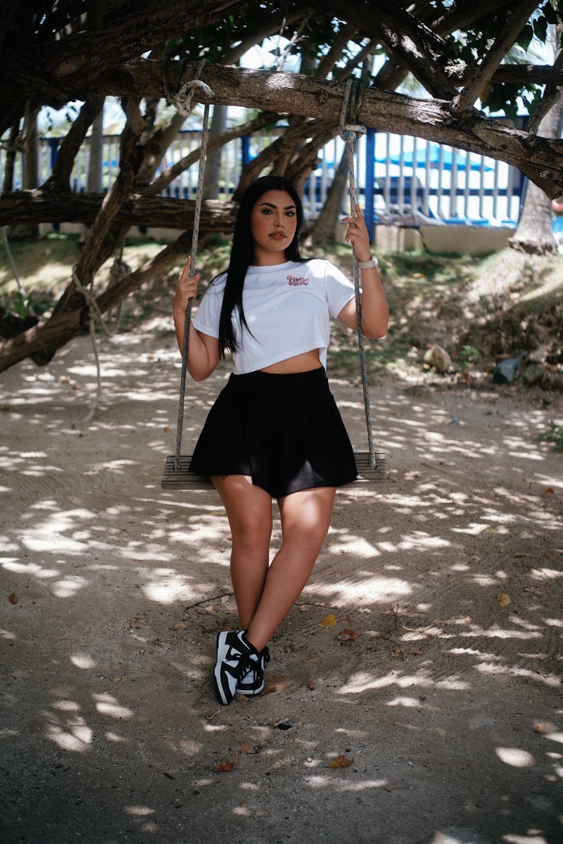 rg4vi's tweet photo. Shop the newest edition to the collection CDJ Crop Tee’s for the ladies 💎https://t.co/zyAGTlh6RK https://t.co/fMwkLVuMlh
