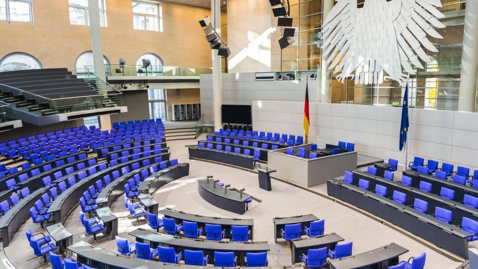 Admittedly it would be nice if Germany renovated the Bundestag to look a bit less like the office of a paper clip company