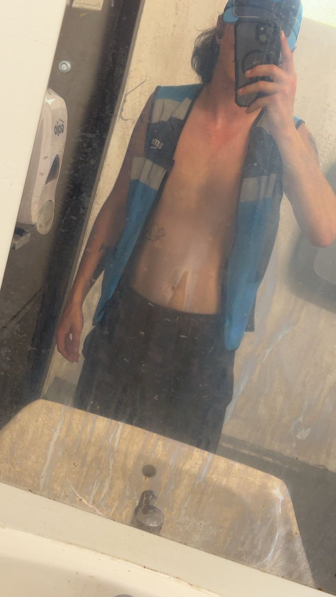 Sorry for the lack of posts, work has just been kicking my ass with these 10 hour shifts plus I’m leaving for vacation in a couple days so I’ve been getting ready for that as well 😭
#pittsburgh #gooner #pgh #nsfwtwtًً  #gooning #nsfw #bwc #onlyfans #goonette #moots