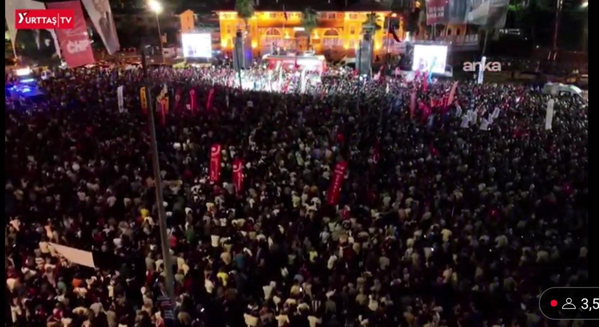 temmuz ayında en büyük hayali vantilatör ya da klima karşısında yatıp yayılma olan adana halkının meydana aktığı miting.
adaletsizlik bizde sıcaktan daha fazla sinir yapıyor, ayiküünüz mü? #Adana