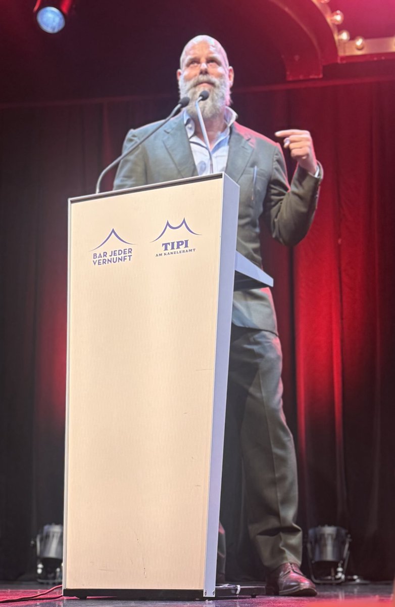 Dr. Kristin Brinker (@kristin_brinker) on Twitter photo Festveranstaltung 40 Jahre Baukammer mit interessanten Begegnungen und spannenden Vorträgen. Als Überraschungsgast: Holger Friedrich, Unternehmer und Verleger. Herzlichen Glückwunsch zum Jubiläum! <a href="/BaukammerB/">Baukammer Berlin</a> <a href="/haraldlaatsch/">Harald Laatsch MdA</a> Festveranstaltung 40 Jahre Baukammer mit interessanten Begegnungen und spannenden Vorträgen. Als Überraschungsgast: Holger Friedrich, Unternehmer und Verleger. Herzlichen Glückwunsch zum Jubiläum! <a href="/BaukammerB/">Baukammer Berlin</a> <a href="/haraldlaatsch/">Harald Laatsch MdA</a>