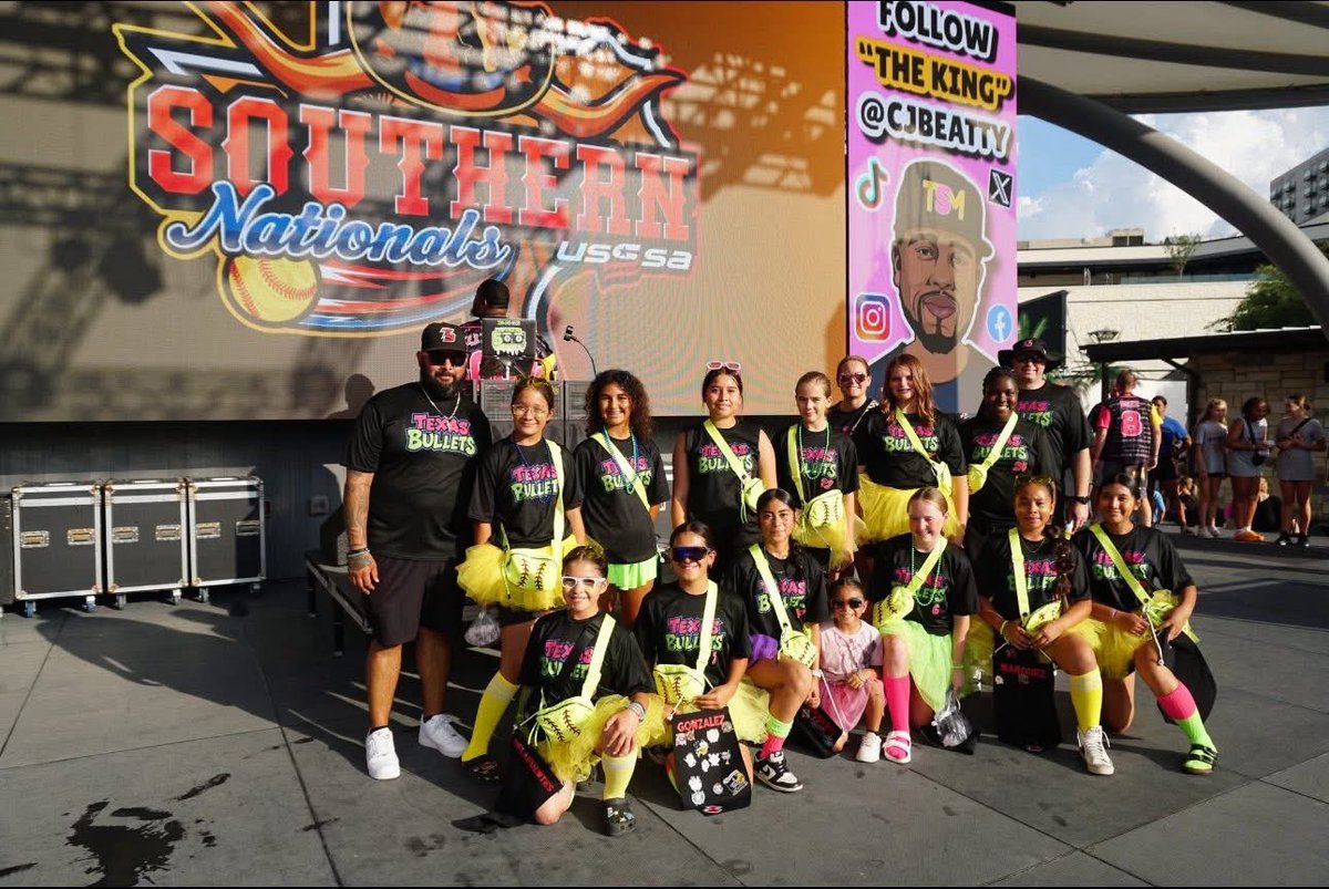 Niecy Pooh’s team competing at the Southern Nationals this weekend 🥎🫶🏻