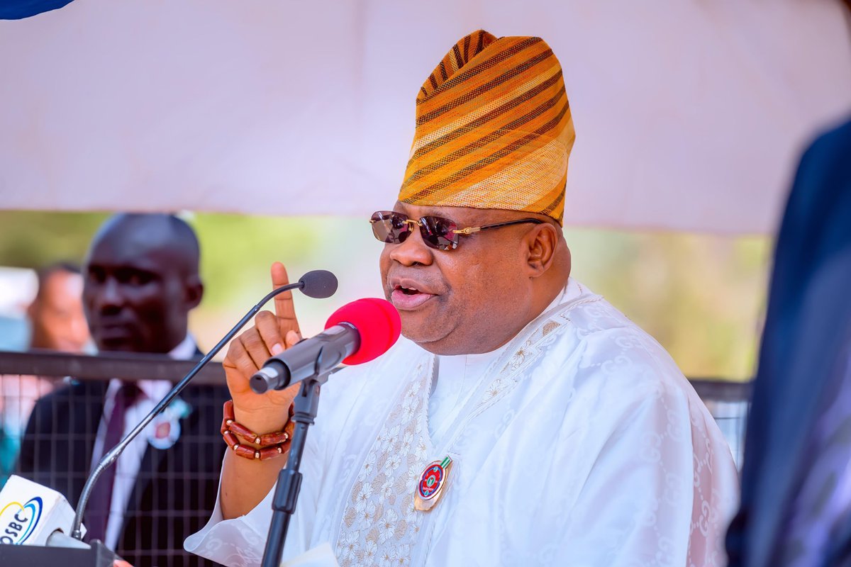 POLITICS 101: LET'S DISCUSS 

In the past Seventy Two Hours, rumors have been flying around the Country regarding the possible defection of the incumbent Governor of Òṣun State– H.E. Sen. Ademola Nurudeen Jackson Adeleke to the All Progressives Congress. While this has not been
