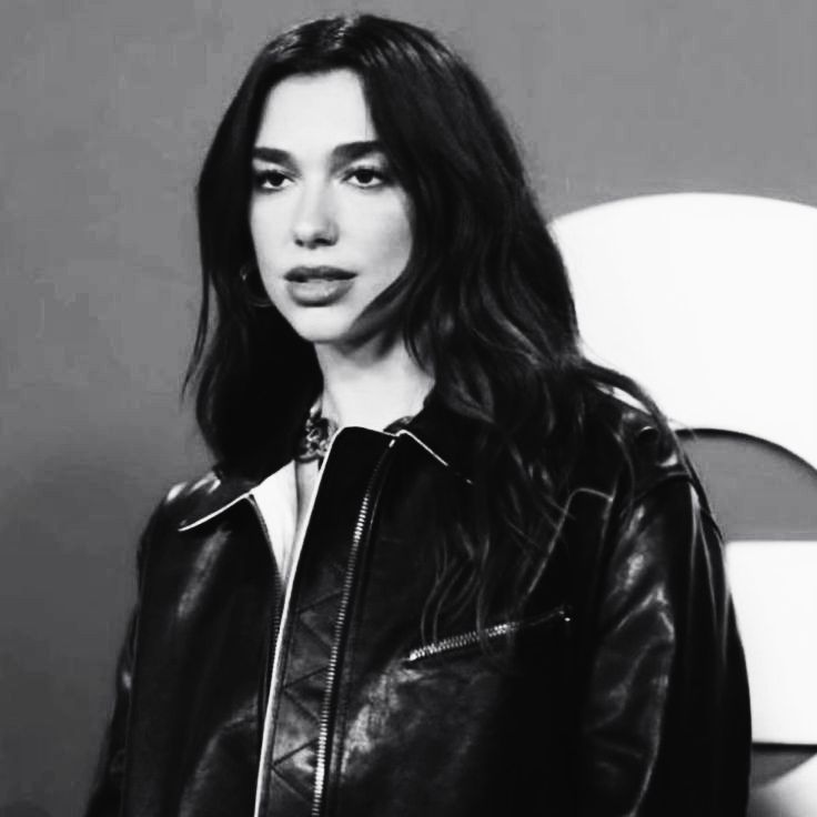updatedlipa's tweet image. Dua Lipa is rumored to be featured on Justin Bieber’s upcoming album ‘SWAG’.