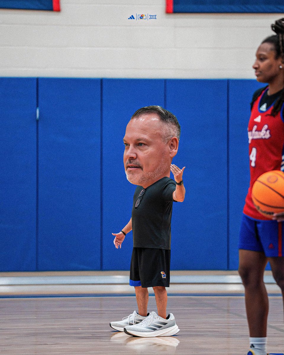 KUWBball's tweet image. You can catch our coaches at a gym near you 😂⬇️
📍 Las Vegas, NV
📍 Louisville, KY
📍 Hamilton, OH
📍 Westfield, IN