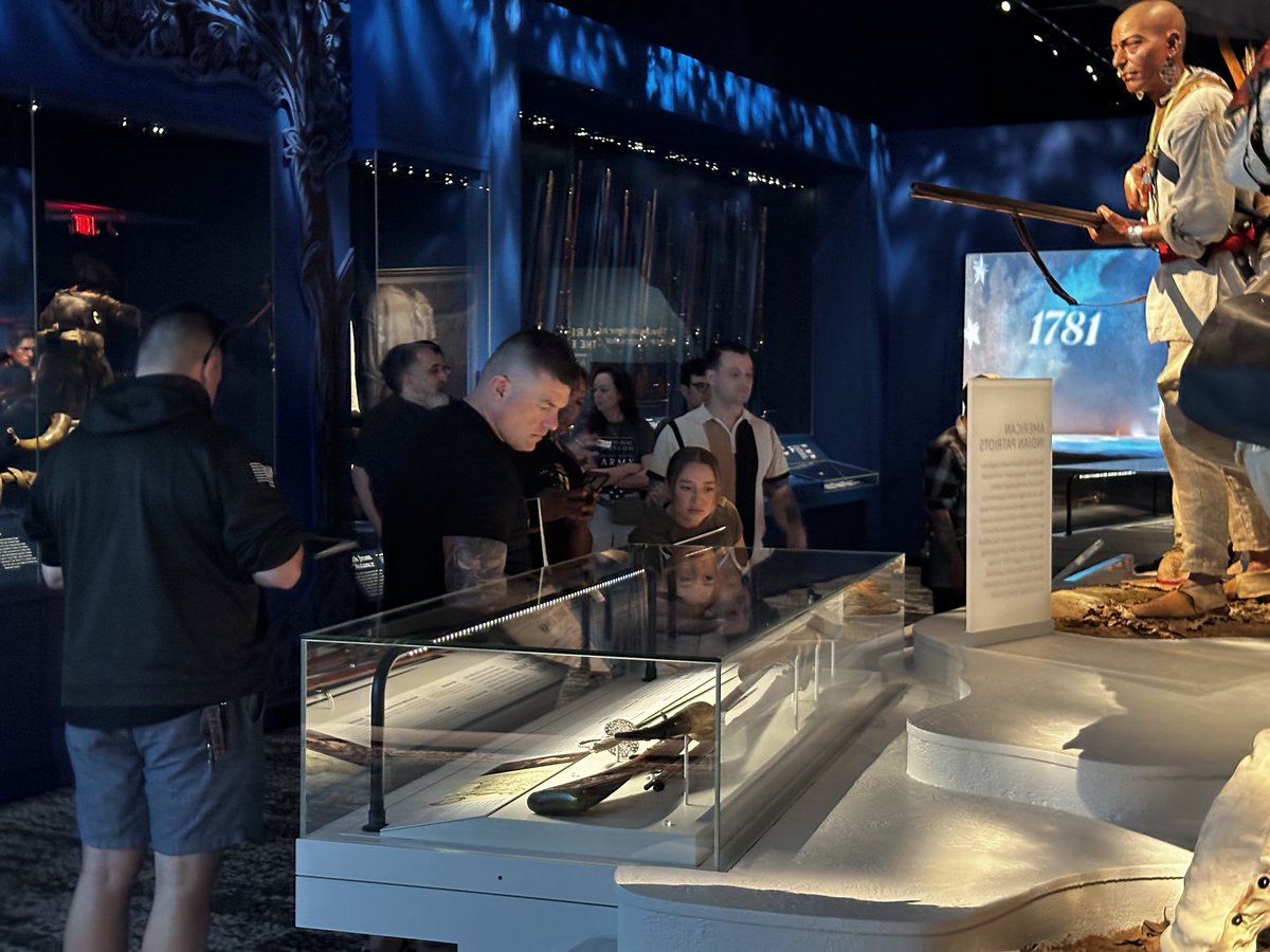 USArmyMuseum's tweet image. Beat the heat with a cool summer escape to America’s Army Museum!
✅ Docent-led tours
✅ History-defining artifacts
✅ Explore Fort Discover
✅ 300-degree theater
Open daily, 9 a.m.–5 p.m. Plan your FREE visit: thenmusa.org/visit/