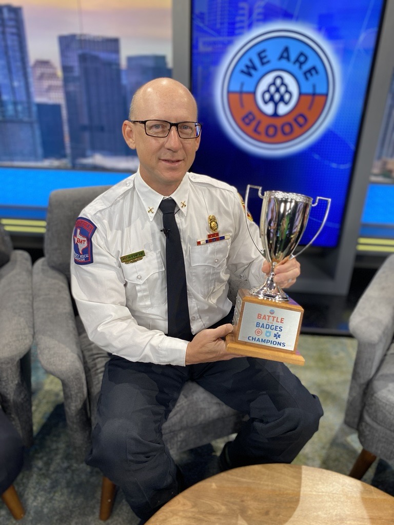 weareaustin's tweet image. Now, The annual "Battle of the Badges" competition, organized by @WeAreBlood , has concluded, showcasing the spirit of camaraderie and community service among Austin's first responders. The winner is: Austin Fire Department!
bit.ly/4kxapPZ
