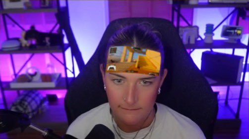 I always knew I was my mothers disappointment child 🤓