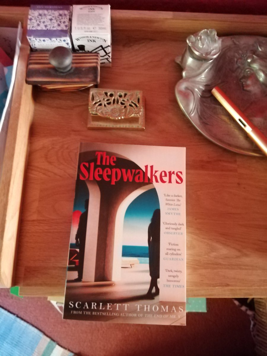 Bookish By Nature tweet media