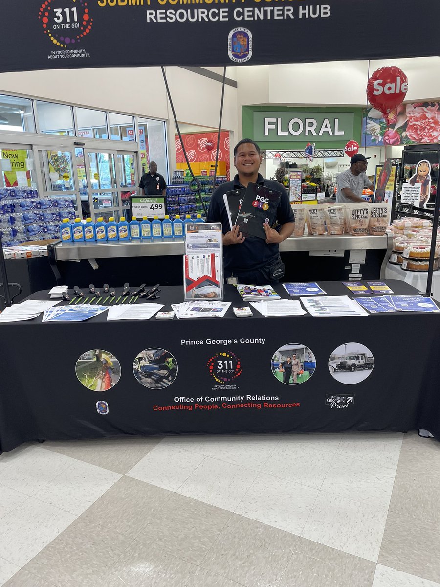 PGCCommunity's tweet image. OCR deployed the 311OTG! Resource Hub at the Shoppers in Forestville today! 💛 We’re bringing County services straight to the community—stop by, get connected, and let us help you!
#311OTG #CommunityFirst