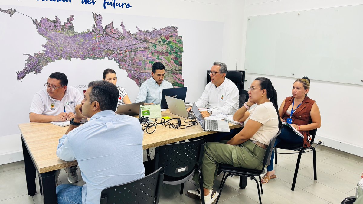 El seguimiento a los proyectos es clave para dinamizar su ejecución. Revisamos uno a uno sus avances y nuestra situación financiera, en Comité Directivo. La entidad mejora su rentabilidad y crece con el gobierno de <a href="/johanaaranda_/">Johana Aranda</a>