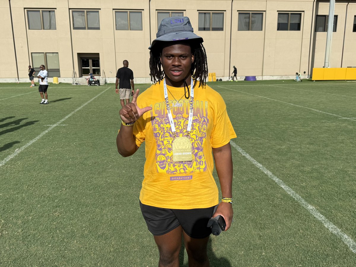 After a three-year recruitment journey, Lamar Brown is an LSU Tiger.

Why staying home and building a legacy in Baton Rouge was important for Brown.

“I don't plan on just being on a team. I plan on playing freshman year day one.”

#LSU

247sports.com/college/lsu/ar…