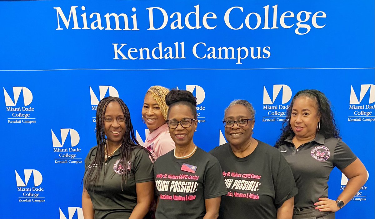DMWCopeCenter's tweet image. Synergy In Action!-Day 2
Teamwork, innovation, and collaboration powering every step we take — together!
#YourBestChoiceMDCPS