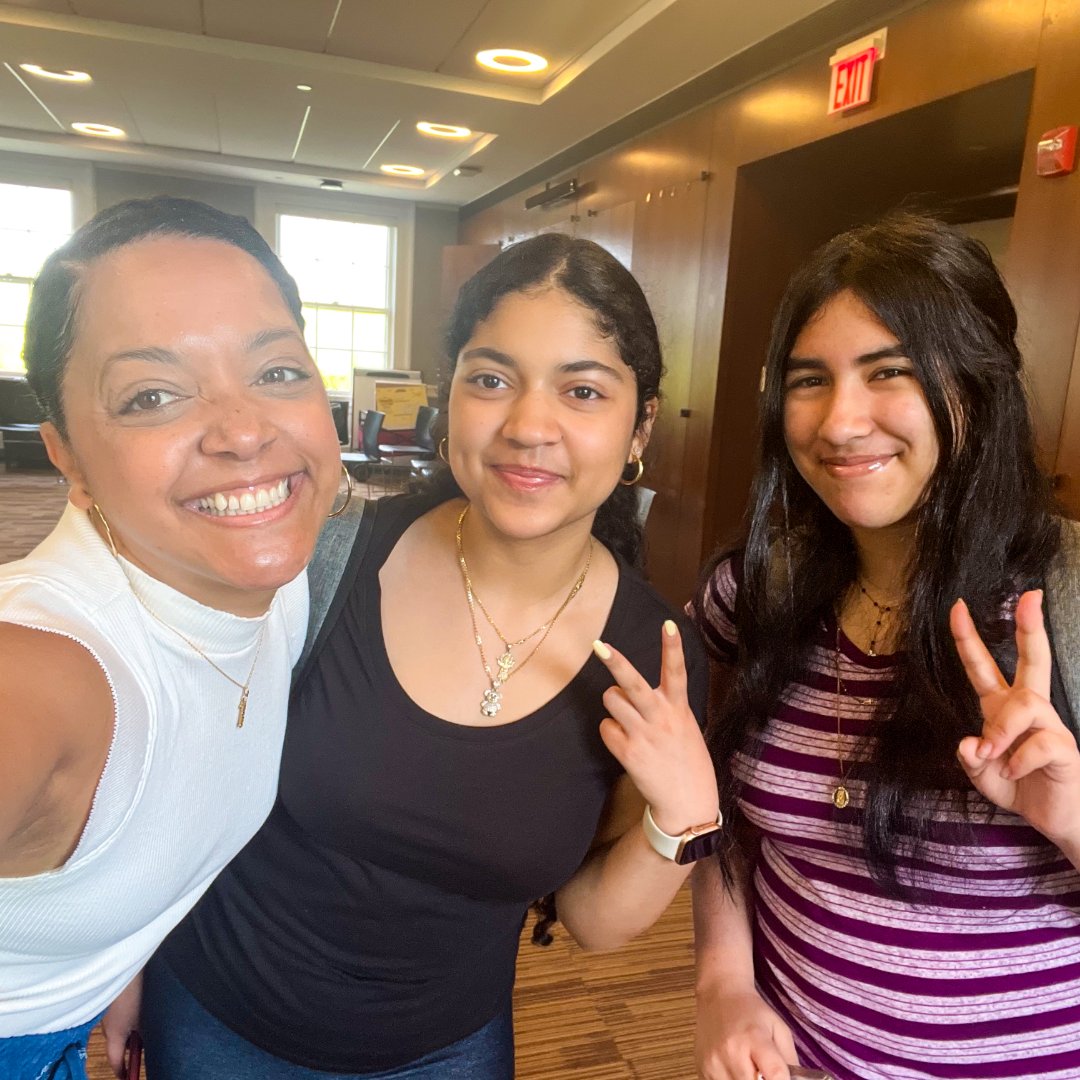 brownu_csp's tweet image. The Brown Collegiate Scholars Program summer 2025 session is officially ON! ☀️ So good to see familiar faces, new friendships blooming and the Class of 2029 making themselves at home!

@PVDschools