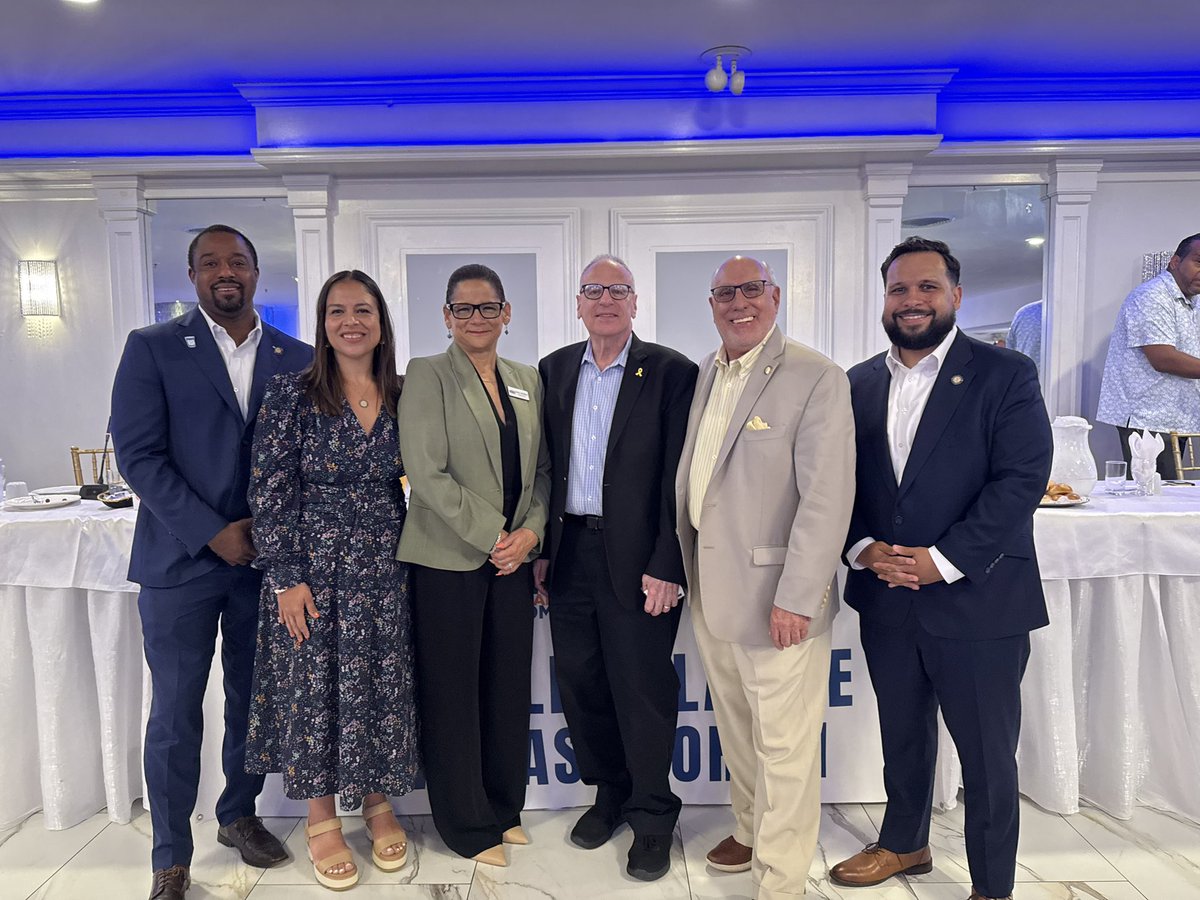 JeffreyDinowitz's tweet image. I spoke at the annual legislative forum of @thenewbxcc along with @mikebenedetto82 @JZforNY @Landondais77 @AMEmeritaTorres I enjoyed talking about the issues that affect businesses in the Bronx & the lively discussion on this year’s legislative session and our future priorities.
