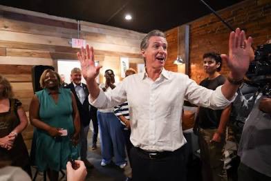 C_3C_3's tweet image. Only 1% of permits needed to rebuild from the Palisades have been issued.

Meanwhile…

Gavin Newsom is campaigning in South Carolina and Karen Bass is fighting for illegals.

The Democrats hate you.