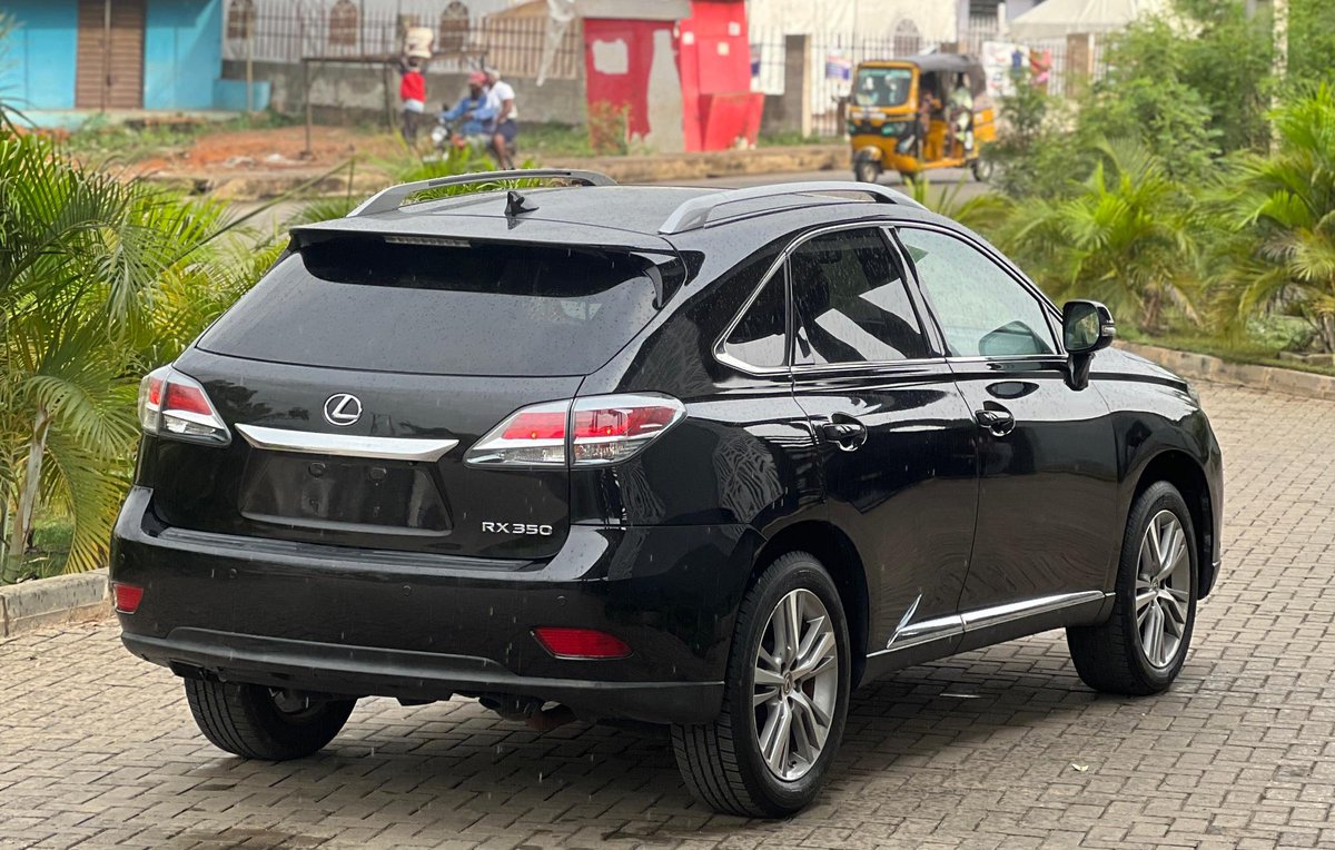 HERE WE GOOOOOO!!🔥🔥🔥🔥🔥🔥🔥

🚘: FOREIGN USED 2015 LEXUS RX350
💰: 23,000,000 NAIRA ($14.6k) ONLY!!

- MARCH 2025 ENTRY
- CATALYST &amp; O2 SENSORS INTACT

TO BOOK AN INSPECTION;
CALL: 07041468482