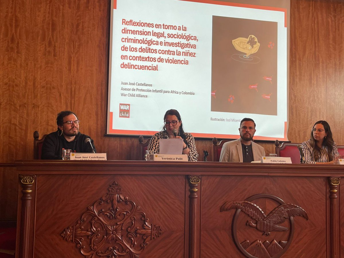 ChildFundEc's tweet image. Inicia el Panel 3.
"Dimensión legal, sociología y criminológica de los delitos contra la niñez en contextos de violencia delincuncial"

Panelistas:
1. Juan Guerrero - @WarChildCol
2. Ximena Coello - @FiscaliaEcuador
3. Pablo Colima - @uasbecuador
Modera: Verónica Polit.