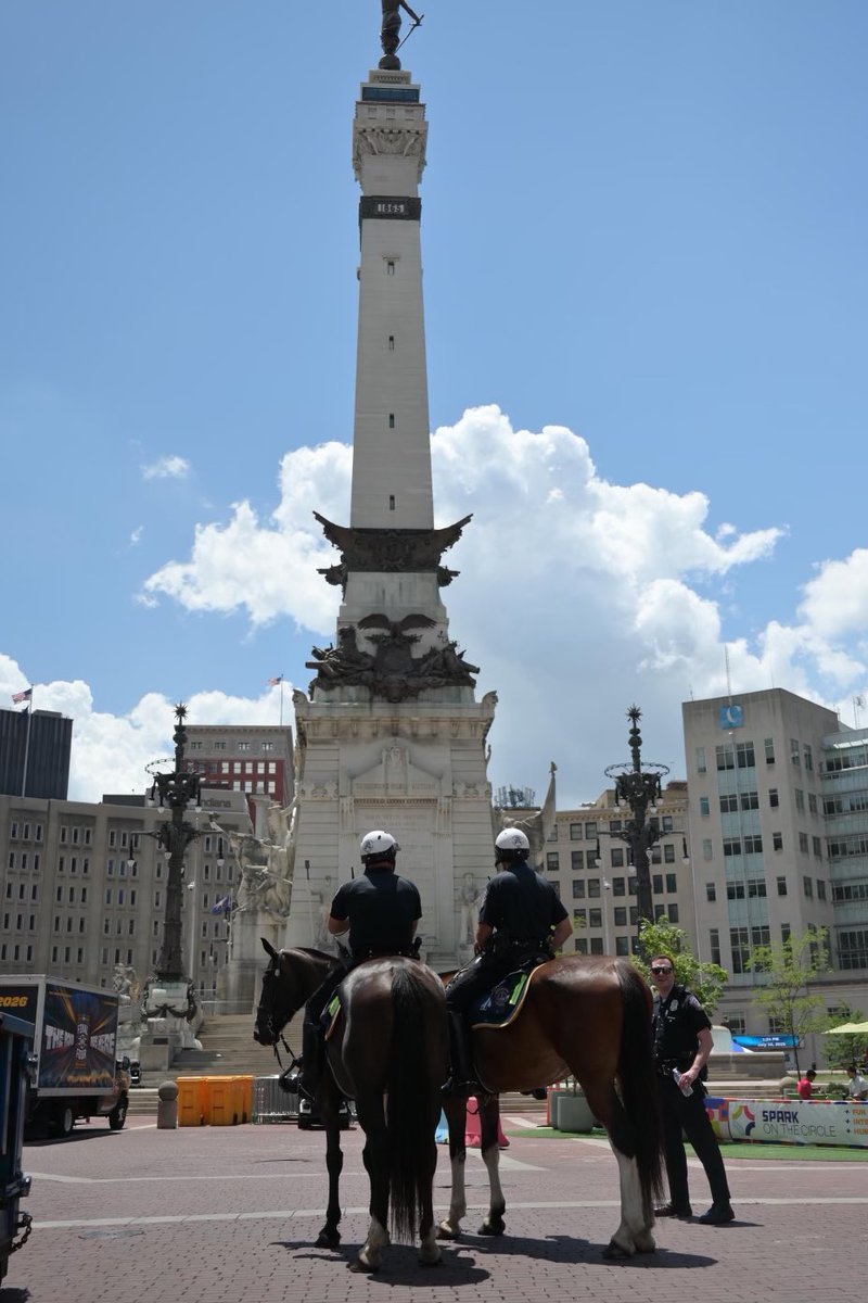 IMPD_Chief's tweet image. Today I traded in my badge for a scooper at the 36th Annual Ice Cream Social on Monument Circle! 🍦
Thanks to everyone who came out to chill with us!