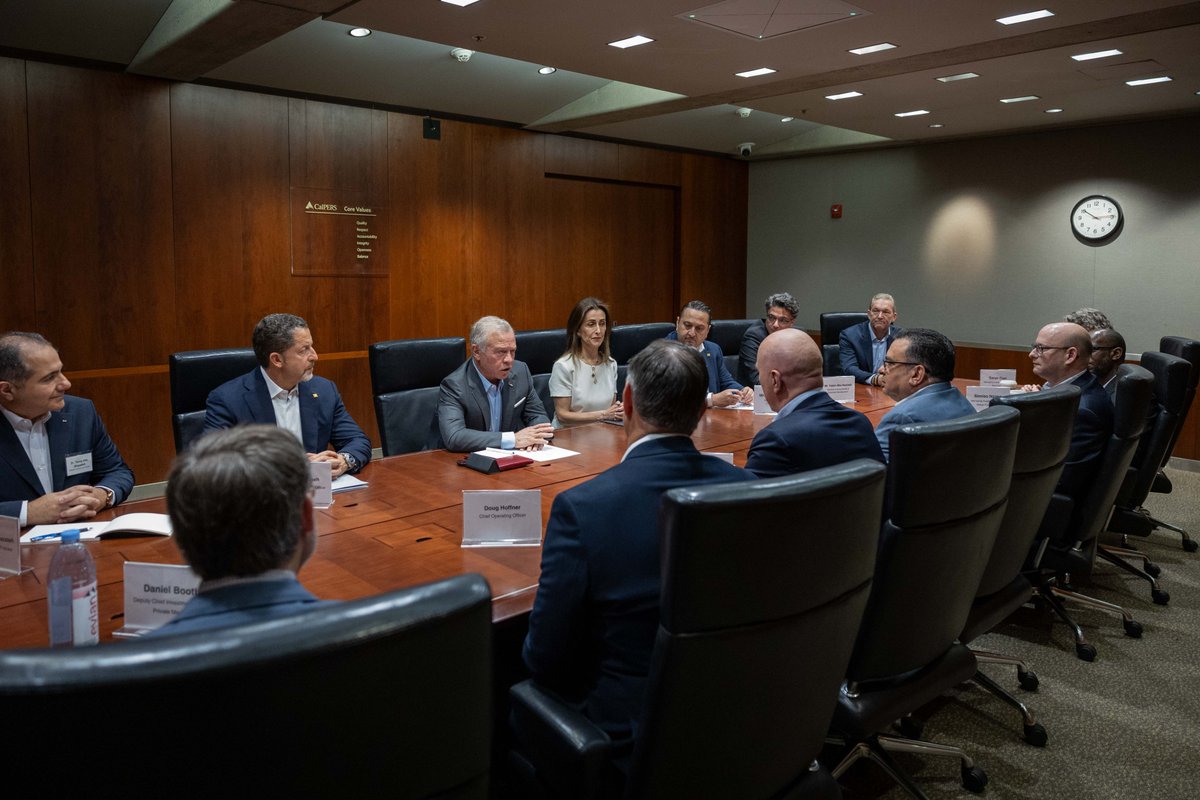 RHCJO's tweet image. His Majesty King Abdullah II, during a visit to the California Public Employees’ Retirement System (CalPERS) headquarters in the US, highlighted investment opportunities in #Jordan and the potential for collaboration with major #US investors
Details:
rhc.jo/g/39817