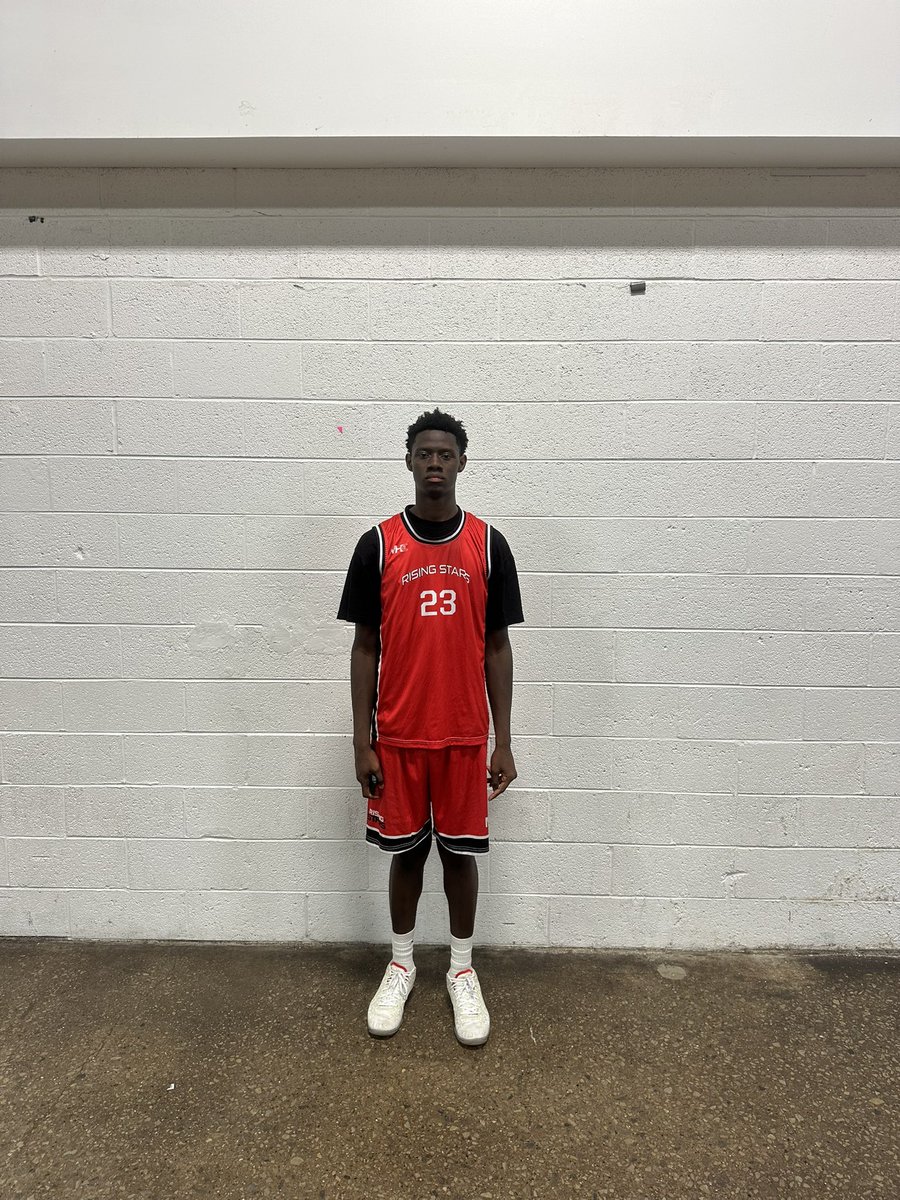 ‘26 Nevion Legree looks like a college ready scorer every time I see him play. Can score from anywhere with a smooth shooting touch, great body control when attacking the rim, a fluid handle, and a good frame. Has been making tough shots all summer.