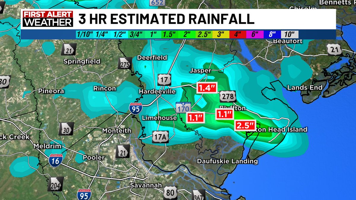 WtocDave's tweet photo. Heads up Bluffton to Hardeeville!  Doppler radar rainfall estimates of 1-2+" in about 30 minutes.  Street flooding is likely in spots so remain alert if traveling. https://t.co/5YMiR8ySKh