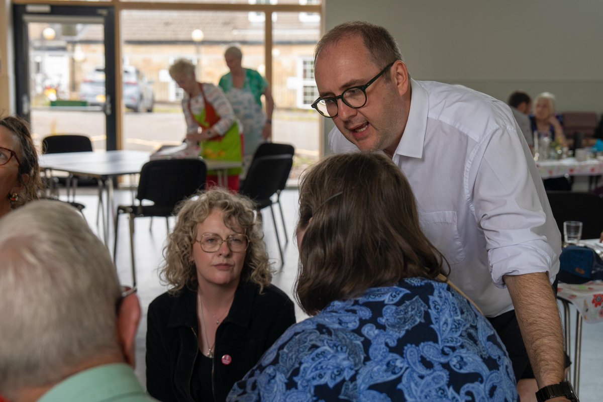 PFOKane's tweet image. A great afternoon chatting to people at 'Soup at St Andrews' in Barrhead.
Well done to all at the church for this great community space!
Good to be joined by Julie Ann and to chat to folk who’ve known us and our Barrhead families for years.