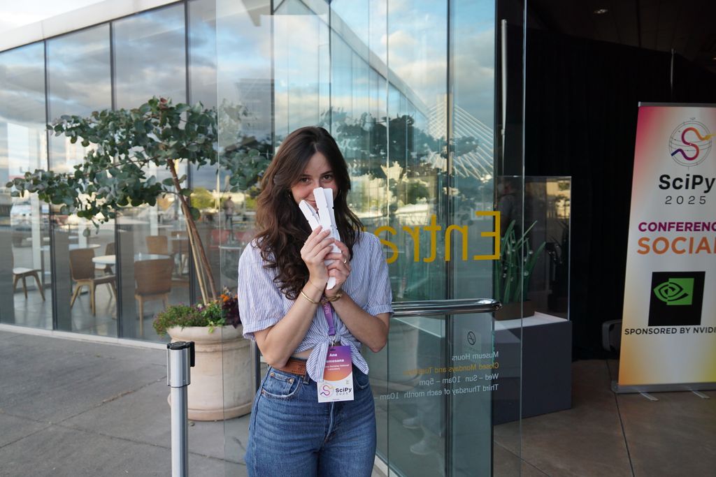 SciPyConf's tweet image. Huge thanks to our Platinum Sponsor, NVIDIA, for hosting an amazing reception at the Tacoma Glass Museum! 🥂✨
We had a blast; great conversations, beautiful art, and meaningful connections. You helped make these moments possible. 💙 #SciPy2025