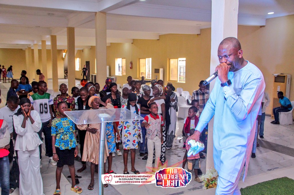 mobbmosesmobb's tweet image. I am deeply honored to have served at the Campus Leaders Movement. This event was far more than a gathering; it embodied the essence of Psalm 50:5 KJV 
 I witnessed a generation with an insatiable hunger for divine intimacy, as reflected in Psalm 24:6 KJV #TeensOnFireForChrist