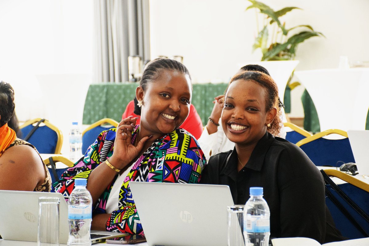 HDIRwanda's tweet image. We have partnered with @RwandaBar to bring legal minds together to explore how legal responsibility is determined in medical cases.
The training strengthens lawyers’ ability to navigate complex healthcare related cases, uphold patient rights &ensure accountability in healthcare.