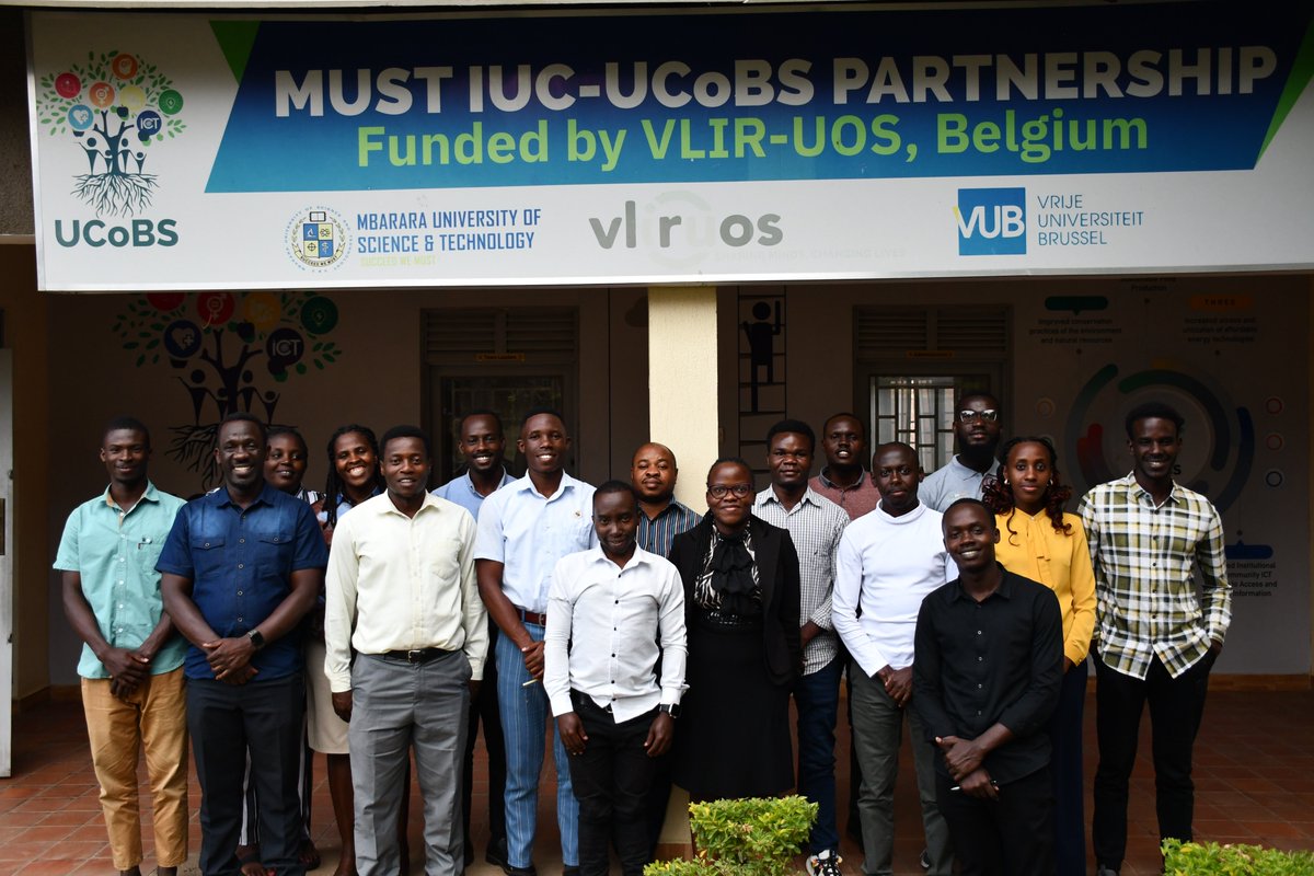 KreativeCampus's tweet image. The #DesignSprint Bootcamp is on, at @MbararaUST!

This is a focused, five-day workshop where multidisciplinary teams rapidly are solving real challenges through user-centered design. Hosted by Dr. @kimrichies, facilitated by Prof. Jo Sungbae from @HandongUniv, South Korea and in…