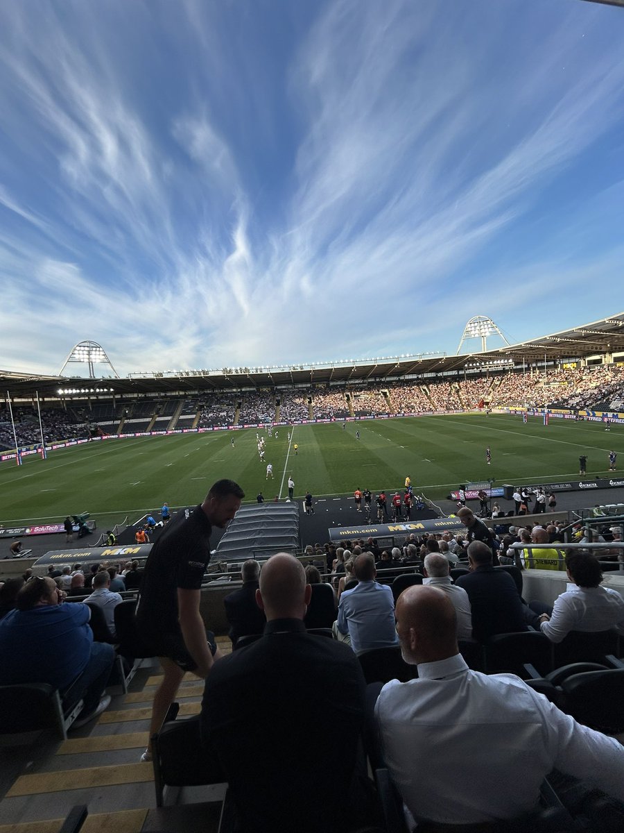 chris_kammy's tweet image. Watching @WTrinityRL away at Hull FC with my son Jack & Andy 10 nil at halftime 🤞🏼crossed for the 2nd half Up The Trin r🏉