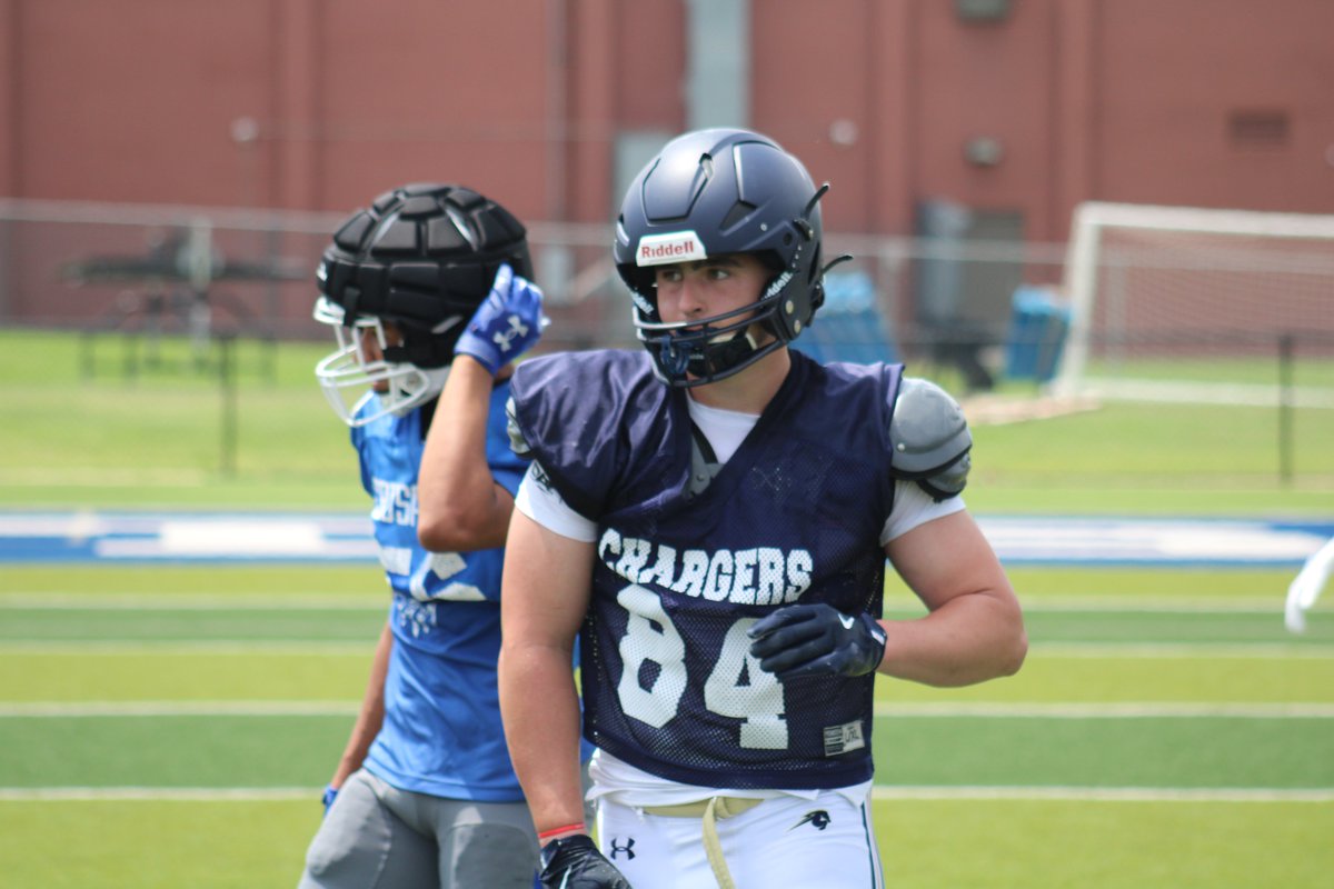 PrepRedzoneOK's tweet photo. ICYMI: Our Complete @TheHallFootball Preview, Featuring Player Spotlights On:
@bronson_canon 
@Gmurphy2026 
@JerrodWilliamsJ 
@Rhett_Davis34 
Terrance Johnson
Plus Much More Inside!
👇🔗FULL PREVIEW🔗👇 #OKPreps 
https://t.co/mTeHQ2zbE0 https://t.co/ma2Lq1ihgq