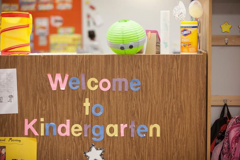 BuffettECI's tweet image. For many kids and families, the first day of Kindergarten is right around the corner! Check out three Kindergarten transition guides aimed at families, schools and Kindergarten teachers, and early childhood educators: education.ne.gov/oec/nebraska-t…
@NDE_gov