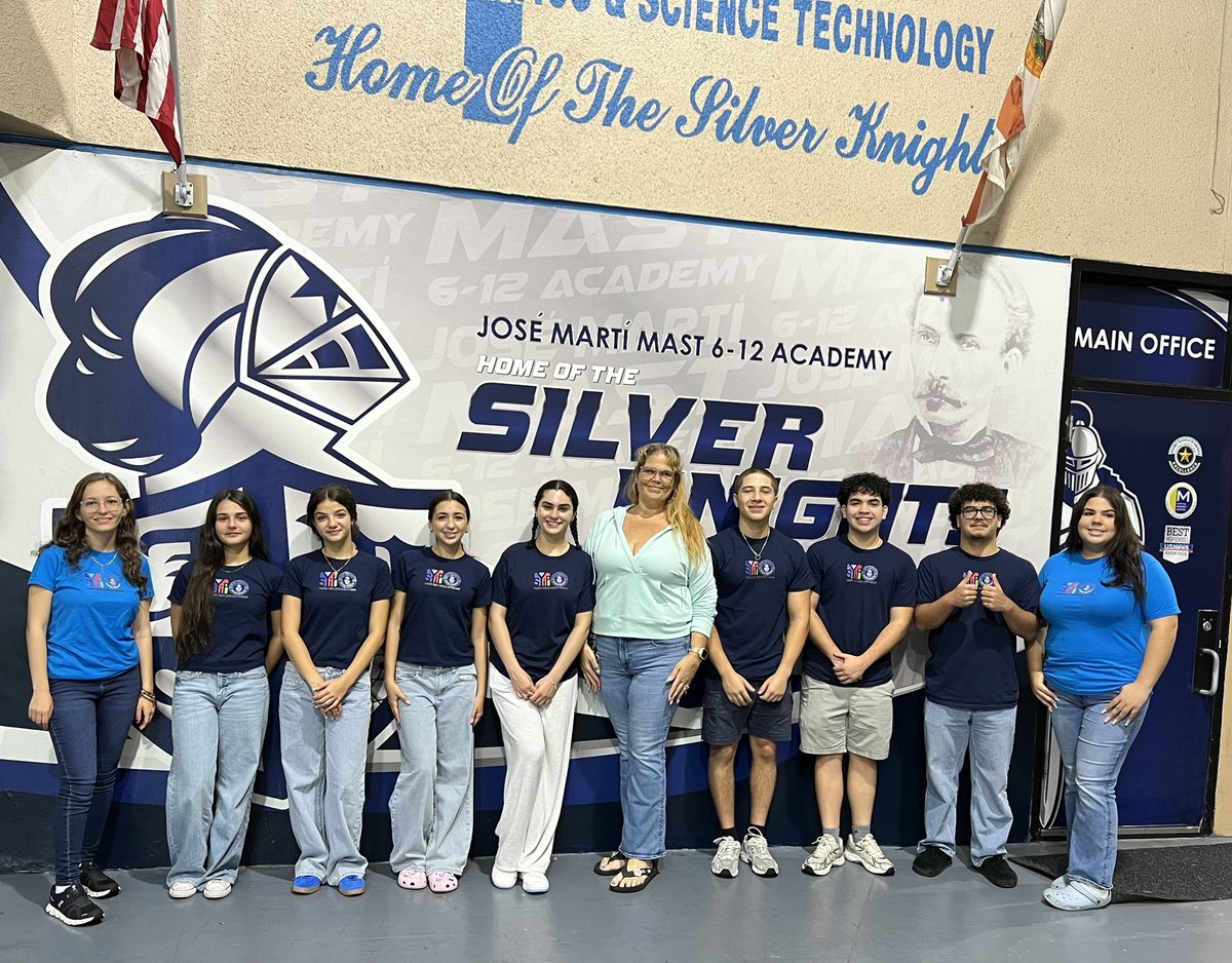 njrivero03's tweet photo. Today I visited some truly impressive SYIP interns! Their professionalism and commitment is inspiring.  A special thank you to Ms. Julie Olivera for your passion and support of our students! @CTEMiami @drldiaz #SYIP2025 @josemartimast https://t.co/HoJnIP4dpx