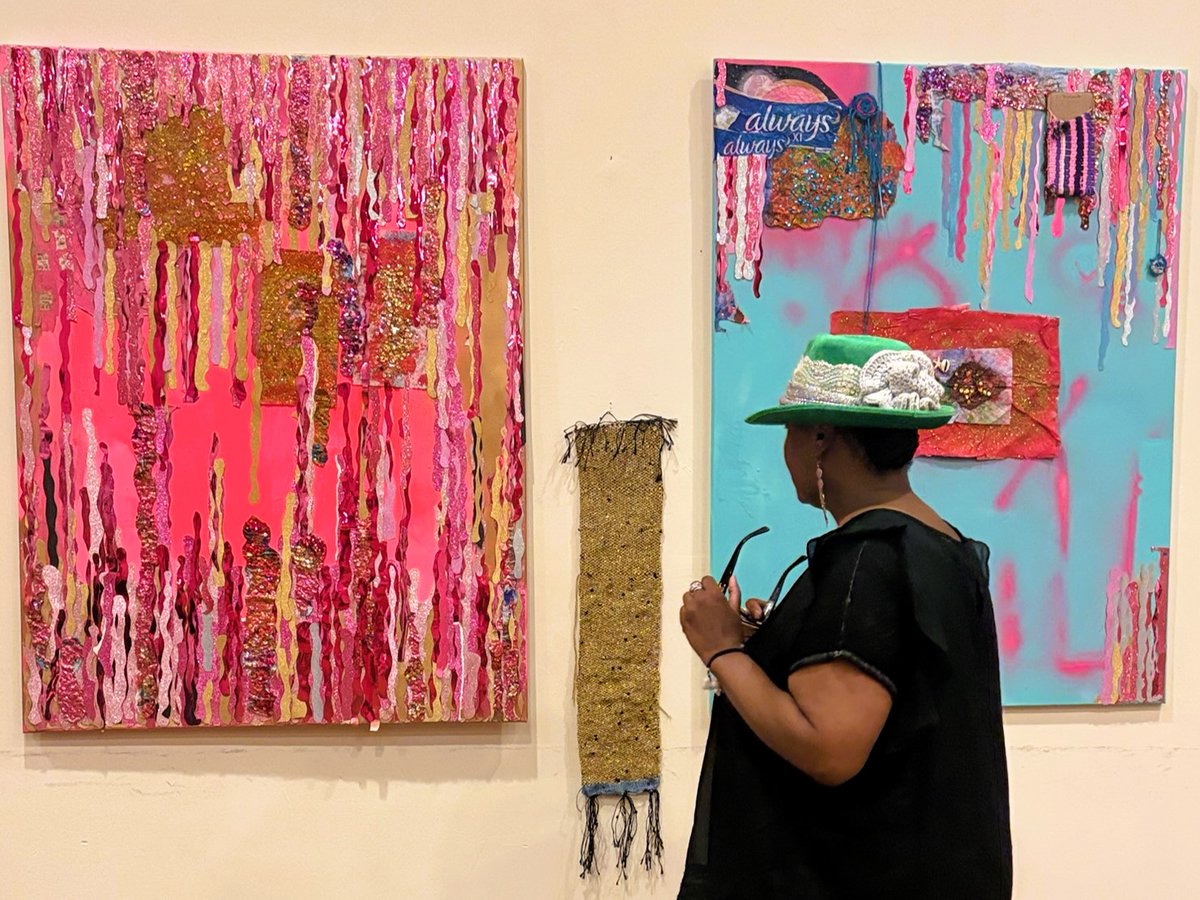 NYCAging's tweet image. Art came to life at Lenox Hill Neighborhood House! 🎨✨ Older adults showcased multimedia pieces from their Handmade Crafts class, where recycled materials met personal stories and creativity. These works reflect resilience and the power of lifelong self-expression. 💛#NYCAging