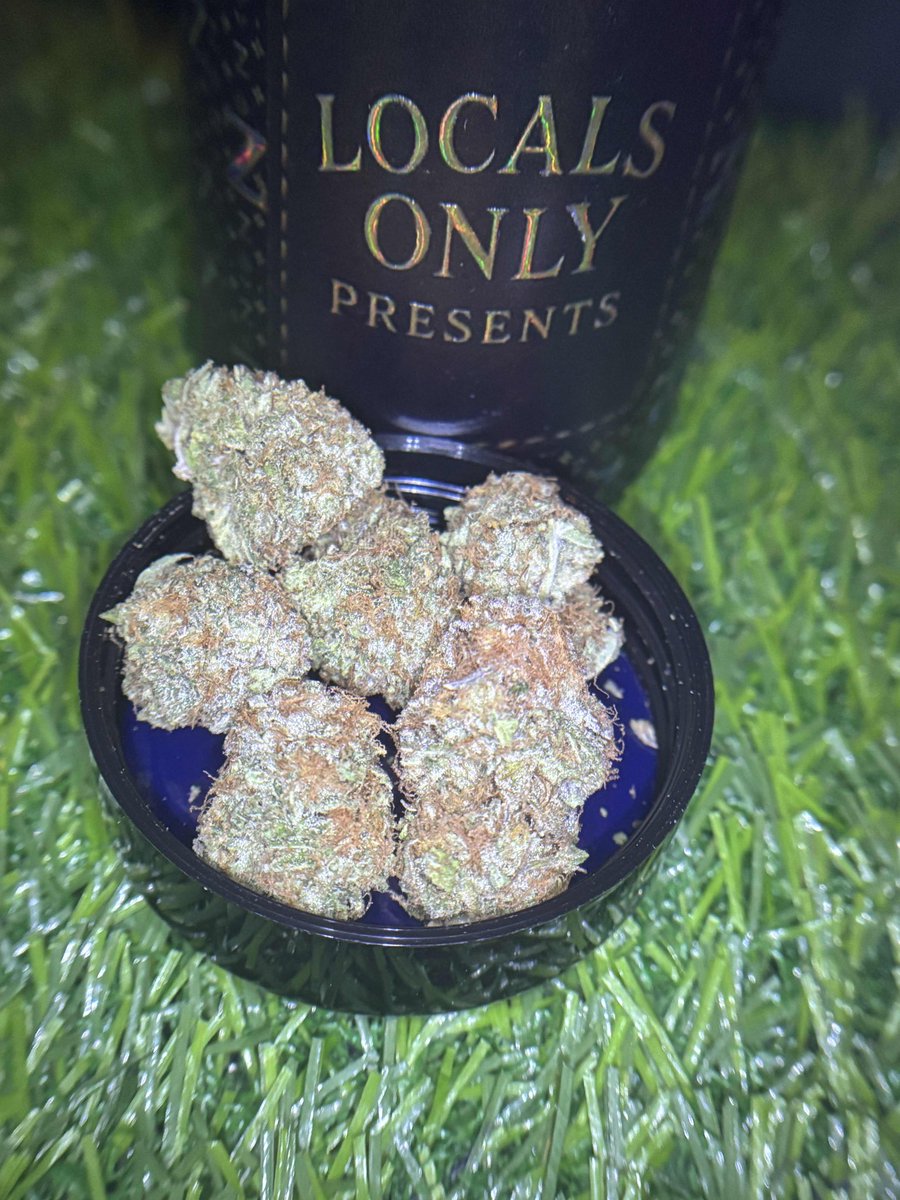 limonenefiend's tweet image. ๐ locals only Z ๐
Smoking immaculately ๐จ
Canโt get enough of the flavor coming through on this ๐ฎโ๐จ
@LocalsOnly_007 ๐ฅ๐ฅ๐ฅ
@PacksFifthAve ๐