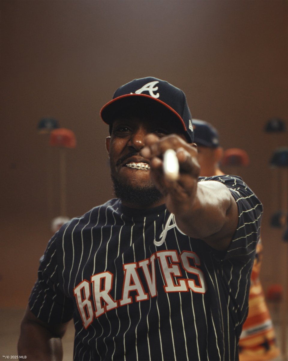NewEraCap's tweet image. Braves Country is nothing new to Benny Smith. Born and raised in Atlanta, baseball has always been part of his DNA. Over 800 home games later, he's still showing up louder, prouder, and realer than ever. Because Nothing Beats Real. newer.ac/NothingBeatsRe…