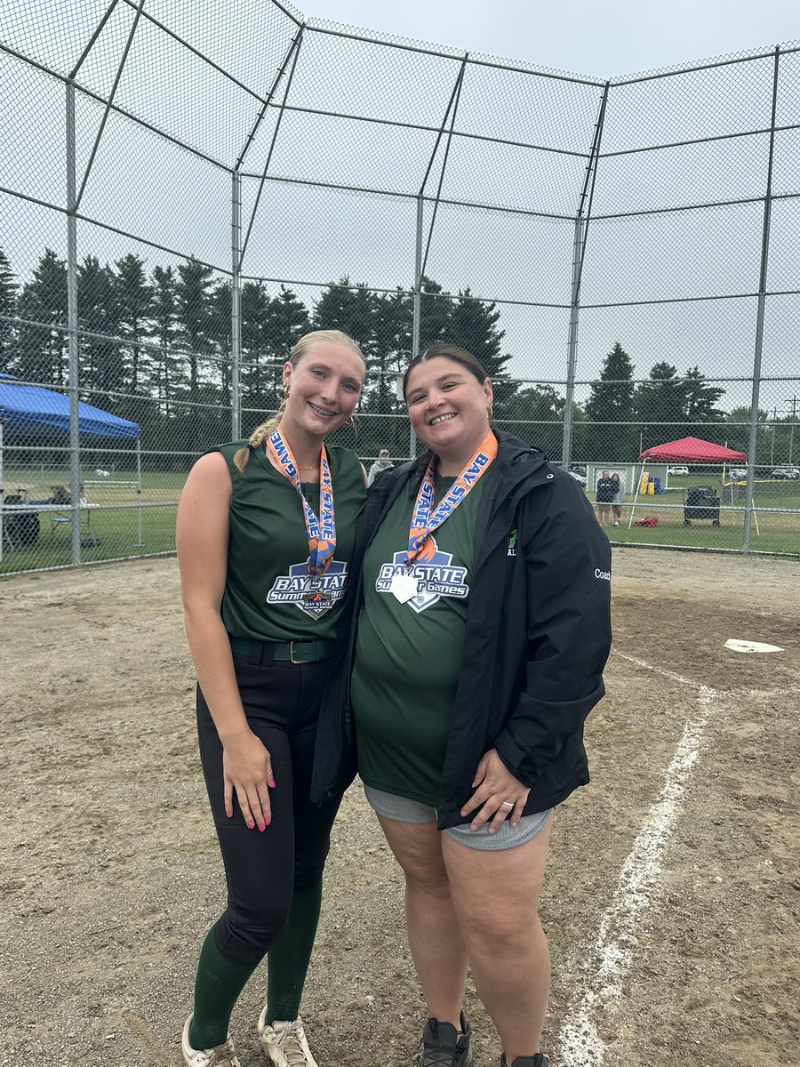 Coach Katie tweet media