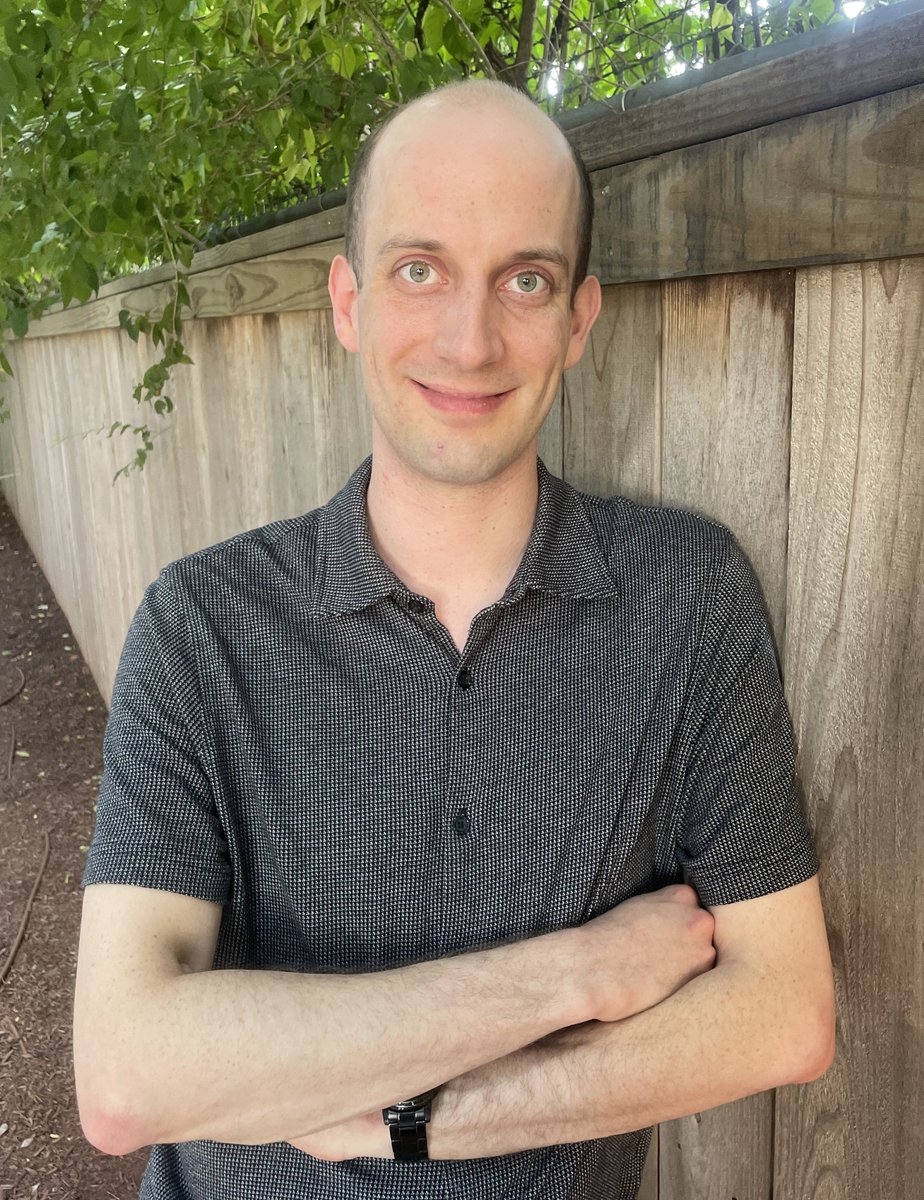 VandyOPA's tweet image. ✨ Meet out July Postdoc Spotlight: Andreas Mono, Ph.D., a postdoc in the Mathematics department at VU! Read more about his work, what led him to Vanderbilt, and how he enjoys spending his free time in our July postdoc feature: vanderbilt.edu/postdoc/about/…