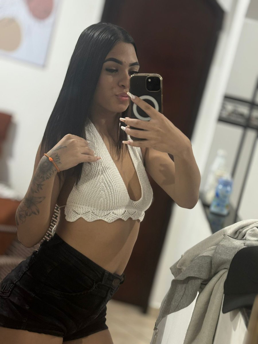 T💋 (@thayyrd) on Twitter photo 