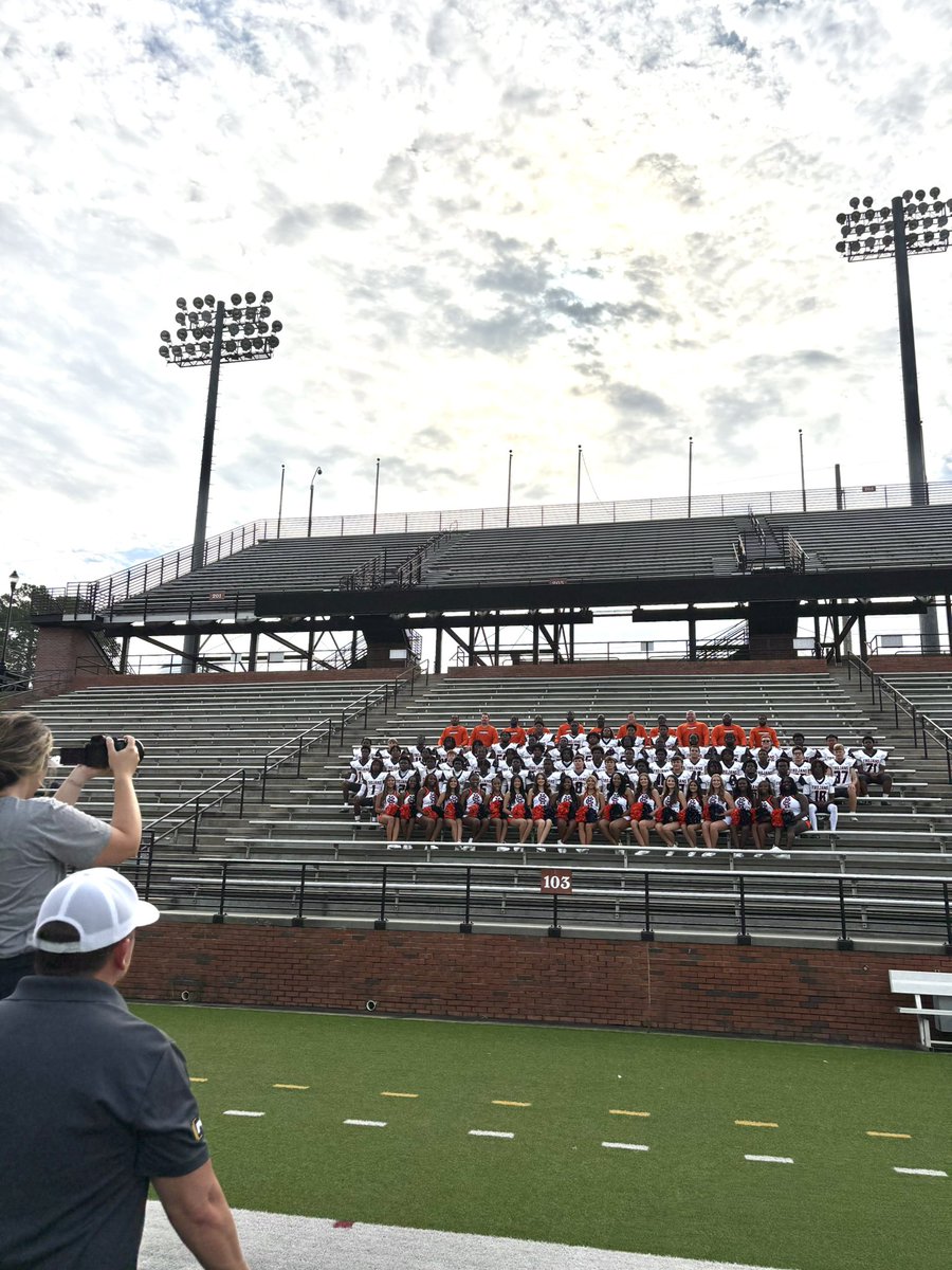 athletics_CHHS's tweet image. Media Day with @PureGameSports 🔥