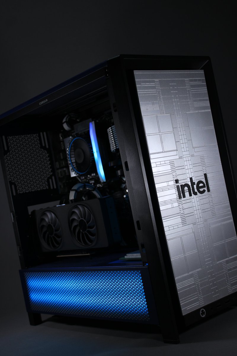 🎯 Projet Core Ultra 5 — performance &amp; style 💻✨

Un mod PC aux couleurs d’Intel 💙 pensé pour les gamers qui veulent se faire plaisir sans exploser le budget.

Objectif : performance accessible ✔️
Mission : accomplie 💪

🔹 CPU : Intel Core Ultra 5 235
🔹 GPU : Intel ARC B580
