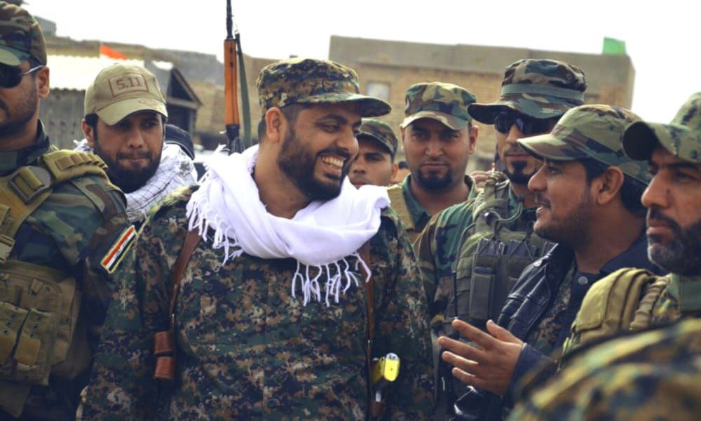 في معارك تحرير الموصل واجه مجاهدو العصـ..ـائب عشرات المفًــ.ـخخات ومئات الانتحاريين، لكنهم ما تراجعوا، بل توغلوا في عمق النار حتى أطفأوها بنيرانهم.
#بسواعدنا_انتصرنا